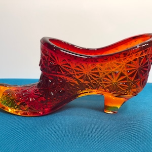 Vintage Fenton Amberina Daisy and Button Shoe, Amberina Glass Shoe Paperweight, Collectible Glass Shoes, Fenton Depression Glass Slipper
