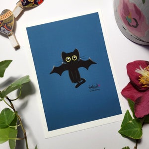 Bär Katze Fledermaus, schwarze Katze Illustration, Katze Mama Geschenk, Katze Papa Geschenk, Halloween Illustration, minimalistische Haustier Wandkunst