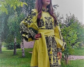 Boho Frauen Kleid Leinen Kleid mit geometrischen Muster ukrainischen Vyshyvanka Maxi Kleid ukrainischen Stil Chic ethnische Kleid moderne Volkskleid