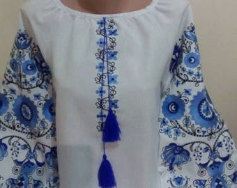 White embroidered cotton blouse Ukrainian vyshyvanka with floral embroidery Bohemian blouse on homespun cotton