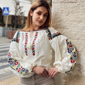 White floral blouse Ukrainian embroidered shirt with flowers Vyshyvanka top with traditional flower embroidery image 1