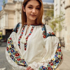 White floral blouse Ukrainian embroidered shirt with flowers Vyshyvanka top with traditional flower embroidery image 3