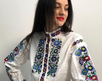 Traditional Embroidered Women's Clothing, Ukrainian Linen Vyshyvanka Blouse, Folk Embroidered Shirt with Floral Design, Easter Gift for Mom