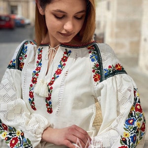 White floral blouse Ukrainian embroidered shirt with flowers Vyshyvanka top with traditional flower embroidery image 6