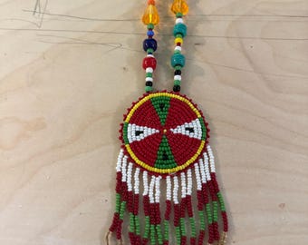 Collar navajo con medallón de cuentas de nativos americanos vintage