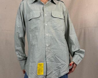 Vintage militärgrön skjorta – 16,5 x 35 vintage button-down