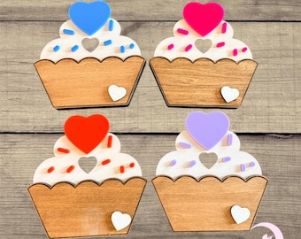 Handmade cupcake gift card holder from wood and acrylic