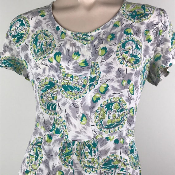 Vintage 40s Rayon Crepe Novelty Print Dress