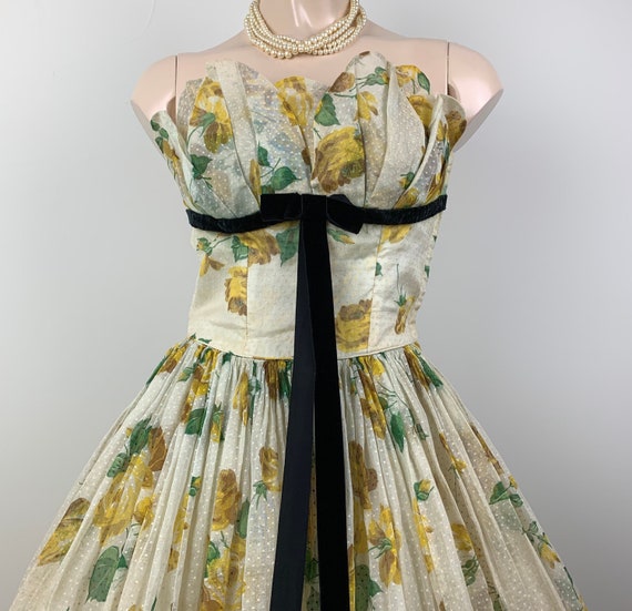 Stunning Vintage 50s Strapless Yellow Rose Print D