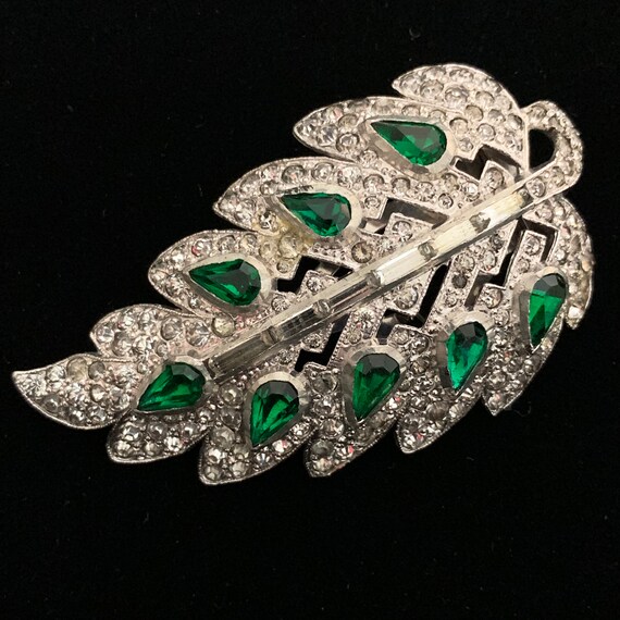 Vintage 30s Art Deco Rhinestone Leaf Fur Clip Dre… - image 1