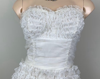 Vintage 50s White Strapless Lace/Tulle Formal Dress Wedding Dress