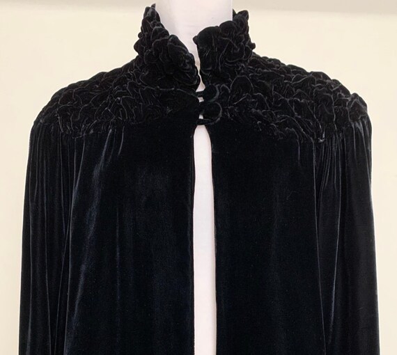 Spectacular Vintage 30s Black Wide Sleeve Silk Vel