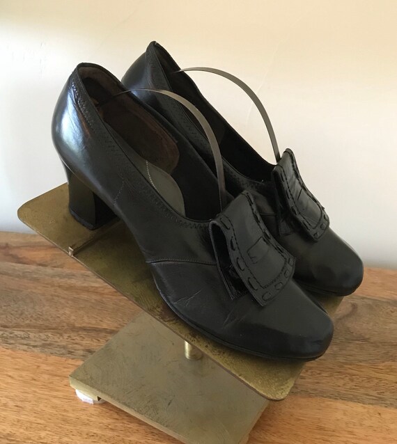 Vintage 30s Womens Black Leather Life Stride Heel… - image 4