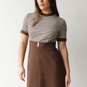 Vintage 60s 70s Brown Mini Dress Striped Fitted Mod Dress Cute Short Sleeve A Line Dress Crimplene Coffee Brown Multi Color Dress Retro Sz S