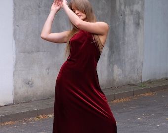 Vintage 90s Y2K Burgundy Velour Dress Maxi Formal Dress Halter Red Velvet Evening A-Line Dress Sleeveless Long Party Dress Mock Neck Sz M/L