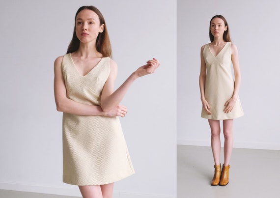 Vintage 60s Dress Beige Mod Mini Dress 70s Retro A