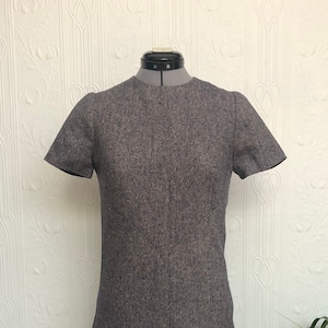 Vintage 60&#39;s dress, never worn, made of tweed and lined small or xs
