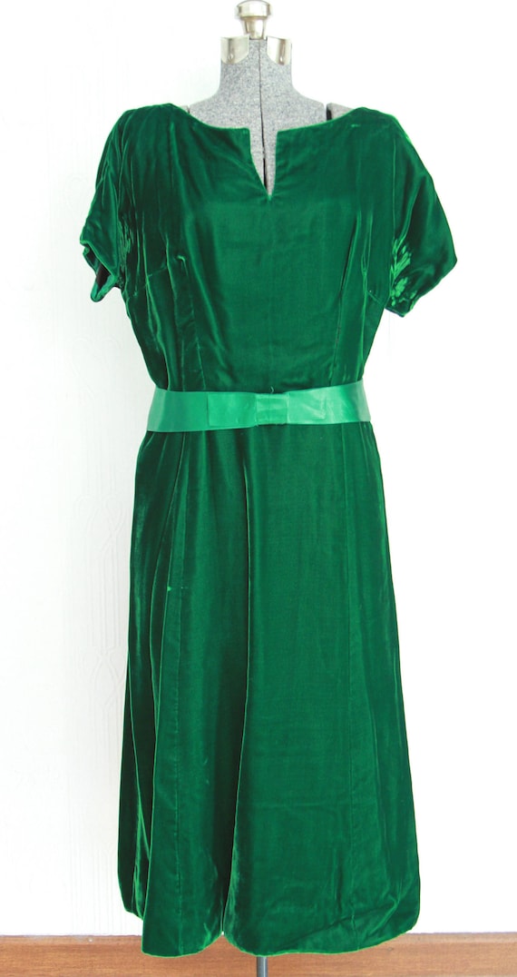 30's green velvet dress size 10