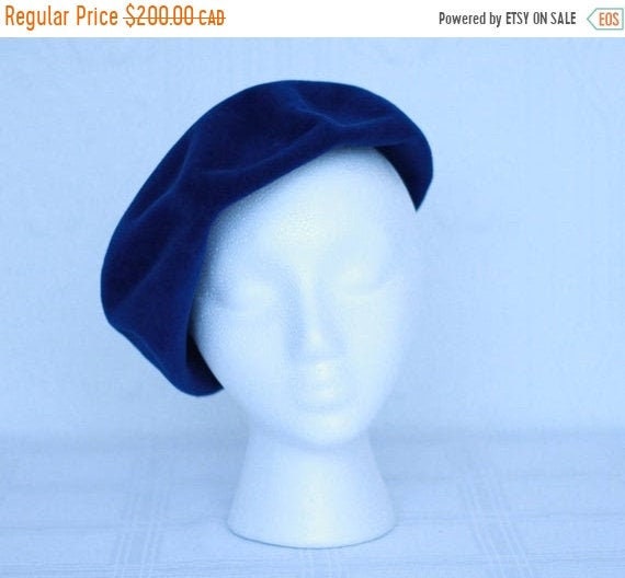 Fall sale - 50's 60's Borsalino blue beret - size