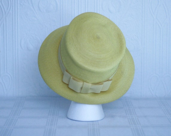 50's 60's yellow straw hat - image 3