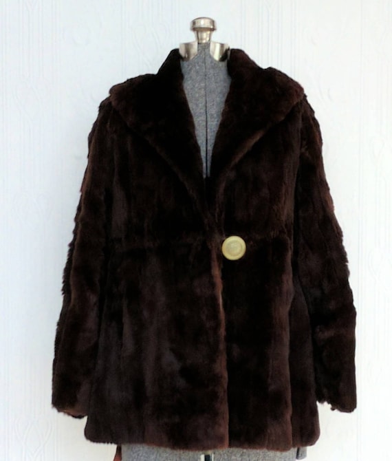 30's or 40's short Beaver fur coat size small/medi