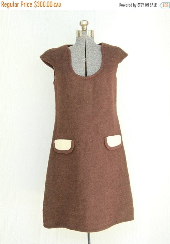 Fall sale - 60's 70's 1969 BH Wragge wool dress me