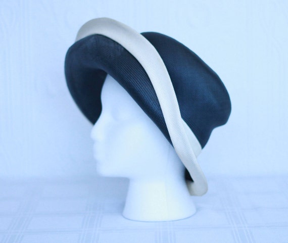 Mr John 60's navy and white straw hat - image 3