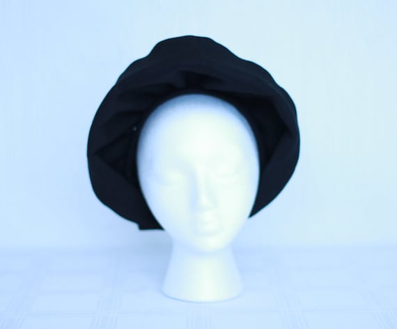 Late 1930's black felt hat - image 1