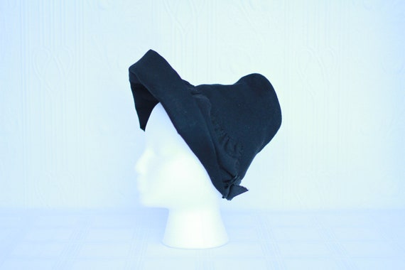 Late 1930's black felt hat - image 2