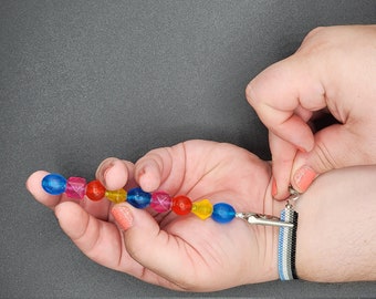Bracelet Helper, Beaded Bracelet Helper, Easy Tool for Wearing Bracelets, Handmade Bracelet Helping Tool, One Handed Bracelet Attachment
