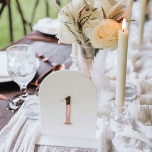 Numéros de table en acrylique double couche | Numéros de table de mariage | Numéro de table en acrylique | Chiffres de table modernes et esthétiques