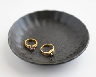 Black Scalloped Ring Dish | Simple Engagement Dish Tray | Black Aesthetic Home Decor | Custom Key Dish | Jewelry Dish Holder | Groom Gift