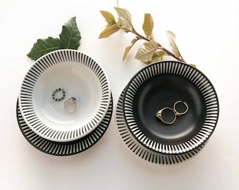 Black and White Ceramic Jewelry Dish Set | Catchall Trinket Tray | Jewelry Dish Bowl | Home Decor Table Bowls | Ceramic Ring Dish Holder