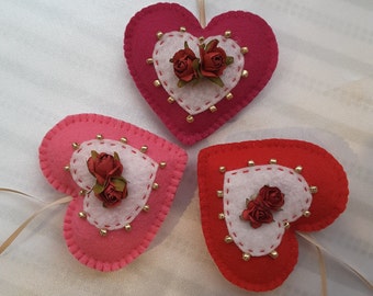 Valentine's day hearts, felt heart ornaments, Valentine's day decorations, Valentine's day ornaments, Valentine's day decorations