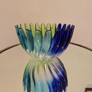 Vintage Studio Nova Solaris Blue Green Bowl Medium