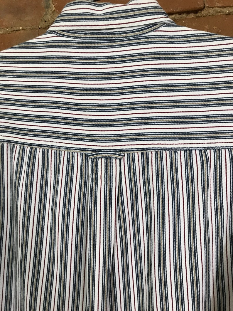 Short Sleeve Striped Button Up Shirt fits small