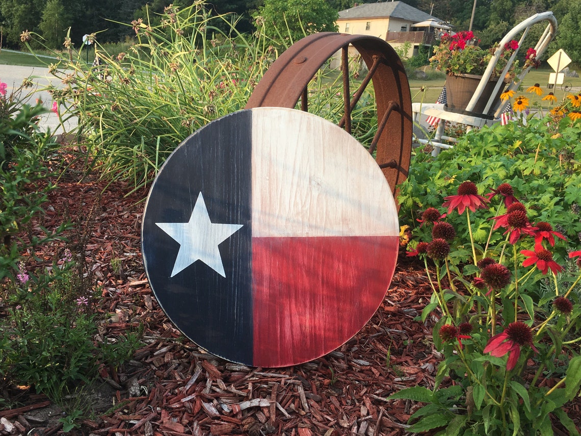 Wooden Texas Flag Wall Art Round Wood Sign Wooden Flags Etsy