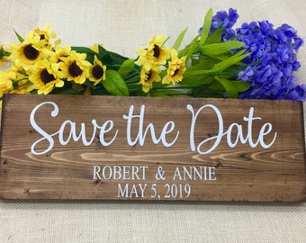 Save the Date Sign - Engagement Date Sign Rustic Wedding Photo Sign Engagement Picture Wedding Date Signs