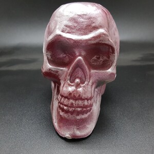 Kleine Kunststoff-Totenschädel