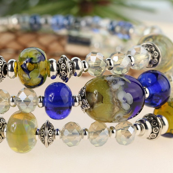 Bracelet - Lampwork Memory Wire Bracelet