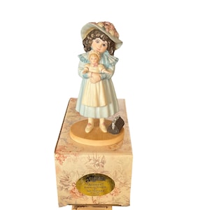 Jan Hagara assinado porcelana estatueta boneca escultura nib caixa vintage antropomórfica Royal Orleans presente decoração Audrey bolsa embreagem