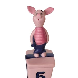 Piglet Winnie Pooh figurine birthday gift decor vtg Disney World disneyland 5th