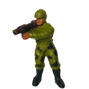GUTS! ACTION FIGURE Mattel vintage retro vtg pop culture military 1986 G.U.T.S. toy soldier guts Ground Troops Devil Dog bazooka rpg rocket