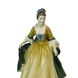 Royal Doulton Figurine England Sculpture Vtg Elegance 2264 Victorian 1960 RARE
