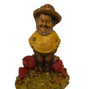 Tom Clark figurine gnome elf SIGNED Cairn sculpture Sporty Shorty strawberry #85