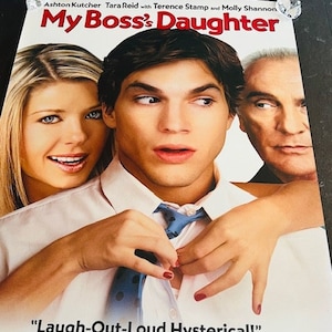 Cartel del cine Lobby Card Wall Vtg 2003 La hija de mi jefe Ashton Kutcher