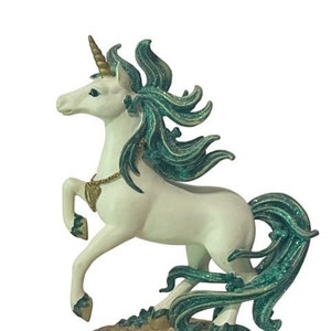Einhorn Figur Pegasus HAMILTON Kollektion Emerald Isle May Song Herz Pferd
