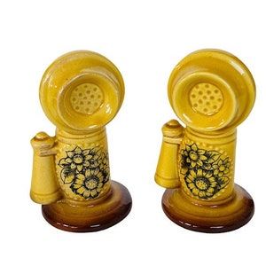 Salt Pepper Shakers vtg figurines Telephones 1950s Japan phones hand receivers