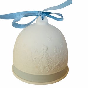 LLADRO NAO Bell spain daisa sculpture figurine porcelain vintage vtg decor gift Spanish art Christmas holiday ornament cottage sled