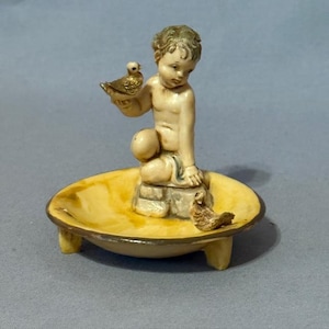 Estatueta Romana Fontanini Vintage Depose Itália Resina Querubim Pássaro Banho Putti Pombas